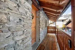 Chalet con giardino | Vista sul giardino - Image 3