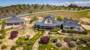 Tour de Rouge by Avantstay Pool + Spa + Firepit Paso Robles Wine - Image 2