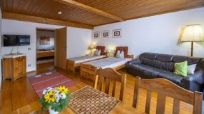 Wohnung mit Terrasse und Garten | Gartenblick - Image 2