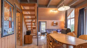 House with terrace, garden & hot tub - Image 5