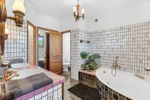 Family-oriented bed & breakfast with heated pool, terrace & garden | Mountain view | Dogs allowed - Image 5