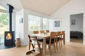 Fully equipped holiday home with terrace, hot tub & BBQ | Dogs allowed - Image 5