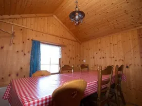 Holiday apartment with garden & barbecue - Image 5