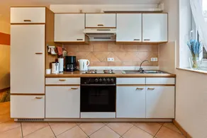 Family-friendly apartment with garden, barbeque & terrace | Garden view | Pets are welcome - Image 5