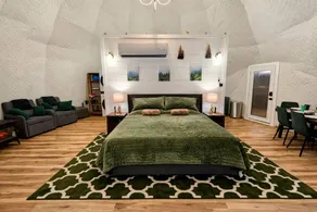 Cozy Dome with Private Hot Tub & Fire Pit Getaway in Murray, Kentucky - Image 4