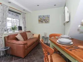 Cottage avec jardin - Image 3