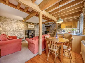 Family-oriented pleasant cottage with terrace, garden & BBQ | River view - Image 4