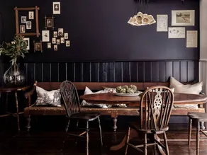 Cute Wooden Cabin with Fireplace in Daylesford, Victoria - Image 2