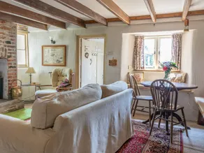 Cottage with garden - Image 5