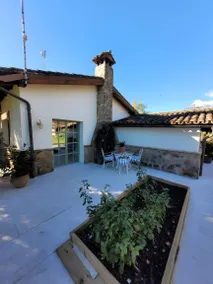 Familienfreundliches schönes Ferienhaus mit Terrasse, Grill und Pool | Gartenblick | Ideal für Homeoffice | Hunde erlaubt - Image 2