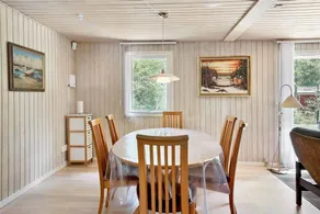 Holiday home with barbecue, jacuzzi & terrace - Image 3