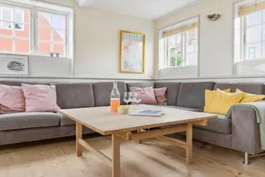 Holiday home with garden, barbecue & terrace | Sea view - Image 5