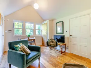 Children-friendly cottage with garden - Image 3