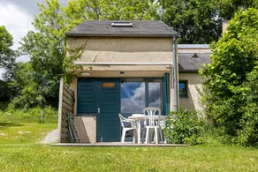 Cottage with terrace, garden & pool | Garden view - Image 2