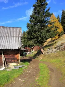 Charming Mobile Home in Sachsenburg with Garden - Image 3