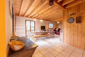 Chalet 'Le Revers' with Mountain View, Private Terrace and Garden - Image 3