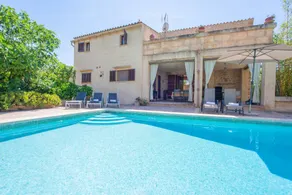 Villa with garden, terrace & barbecue - Image 4