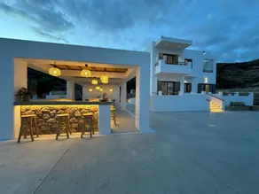 Holiday home with garden, private pool & BBQ - Image 2