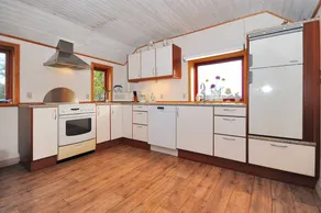 Holiday home with terrace - Image 2