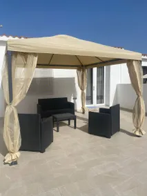 Charming holiday home with terrace, barbeque & garden | Sea view | Good for workation - Image 2