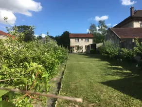 Cottage with barbecue, terrace & garden - Image 2