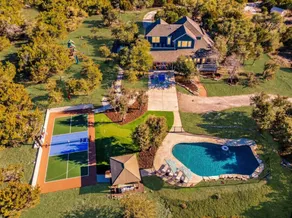 Dink Dip & Dream - Pickleball - Pool - Putt Putt - Image 2