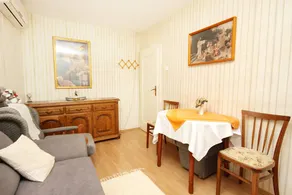 Flat with barbecue & terrace - Image 3