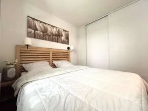 Apartment with pool - Image 5