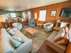 Charming Oceanfront retreat - Image 3