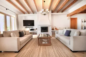 Thrilling Mallorca Villa Villa Ogden 8 Bedrooms Spacious Furnished - Image 5