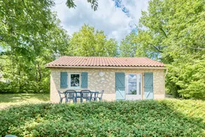 Fully equipped cottage with pool, garden & barbecue | Garden view | Pets are welcome - Image 2
