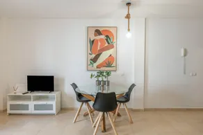 Family-friendly apartment | City view | Beach nearby | Perfect for remote work | Pets allowed - Image 3