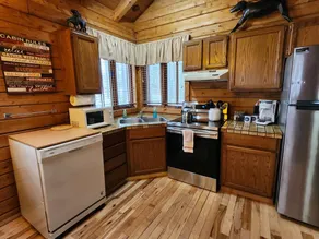 Holiday home with garden - Image 3