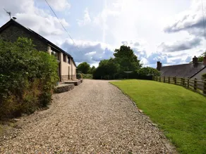 Fully equipped cottage with garden - Image 3
