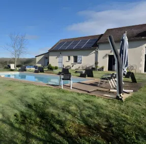 Family-oriented charming bed and breakfast with pool, garden & terrace - Image 2