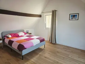 Third-Floor Room with Private Garden and Wi-Fi - Image 2