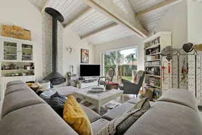 Bed and breakfast with terrace & garden | Garden view | Suitable for remote work - Image 4