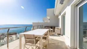 Holiday apartment with garden, terrace & pool - Image 5