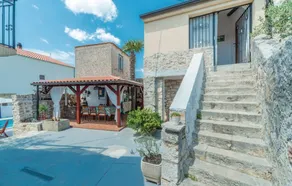 Villa with terrace, pool & garden | Pool view - Image 3