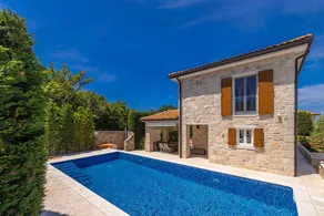 Child-friendly ample holiday home with garden, terrace & pool | Pool view | Pet-friendly - Image 2