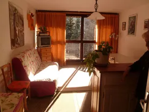 House | Mountain view - Image 2