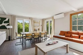 Child-friendly ample villa with BBQ & garden | Beach view | Beach nearby - Image 3