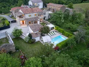 Voll ausgestattetes Ferienhaus mit Garten | Hunde erlaubt - Image 2