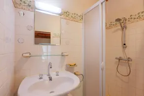 Gîte "Les Combes" with Shared Pool, Wi-Fi, and Air Conditioning - Image 4