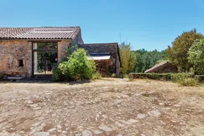 Stone house in the heart of Larzac, free-roaming horses and horse-drawn carriage rides - Image 3