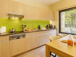 Child-friendly pleasant bungalow with terrace & heated pool | Pets are welcome - Image 5