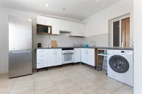 Flat with terrace | Suitable for remote work - Image 3