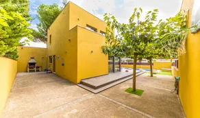 Voll ausgestattete Villa mit Terrasse, privatem Pool und Grill | Haustiere erlaubt - Image 3