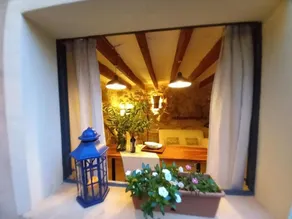 Apartment with terrace - Image 4