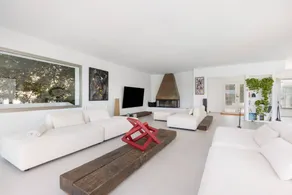 Villa with sauna, garden & private pool | Mountain view | Suitable for remote work - Image 4
